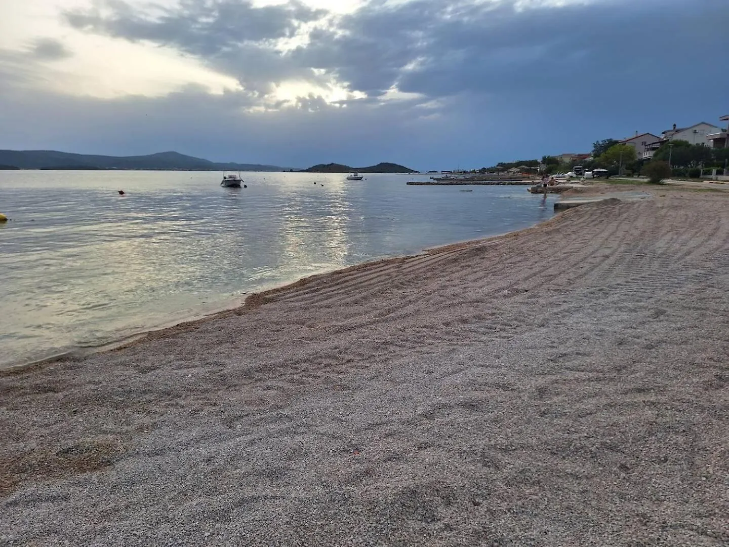 Luxury Ondina- Beachfront Retreat Turanj Croatia
