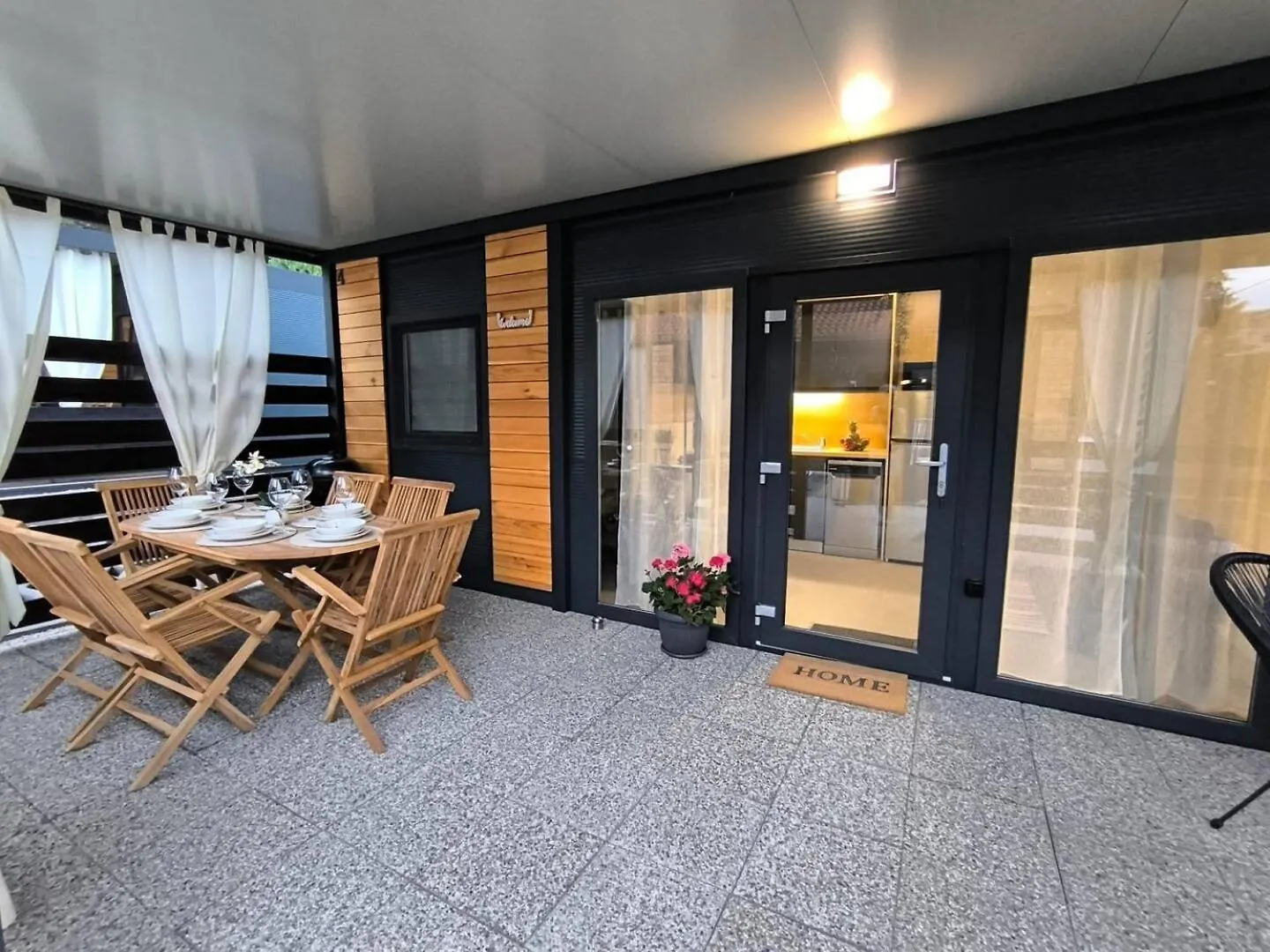 Luxury Ondina- Beachfront Retreat Turanj